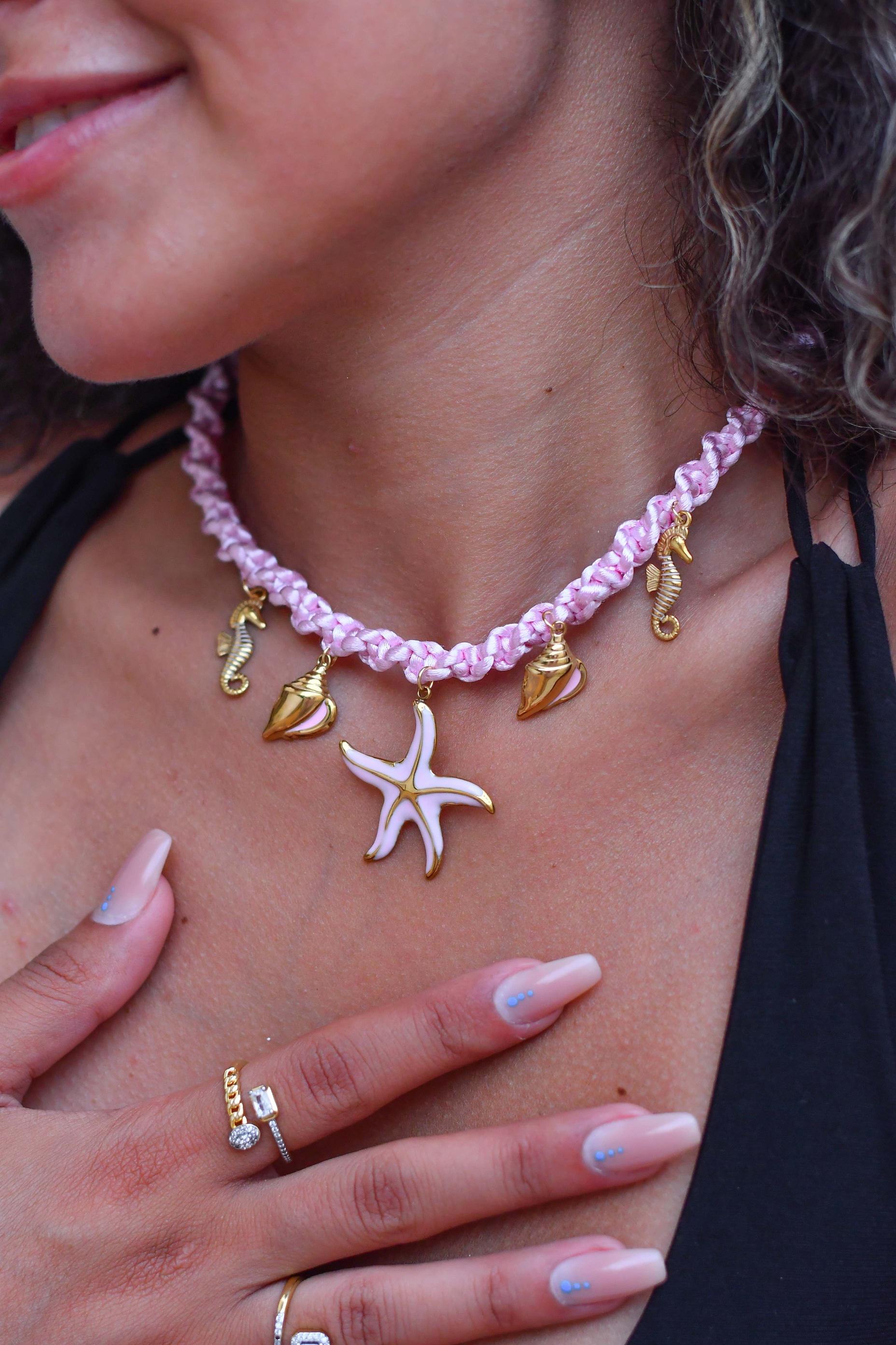 pink star fish chocker